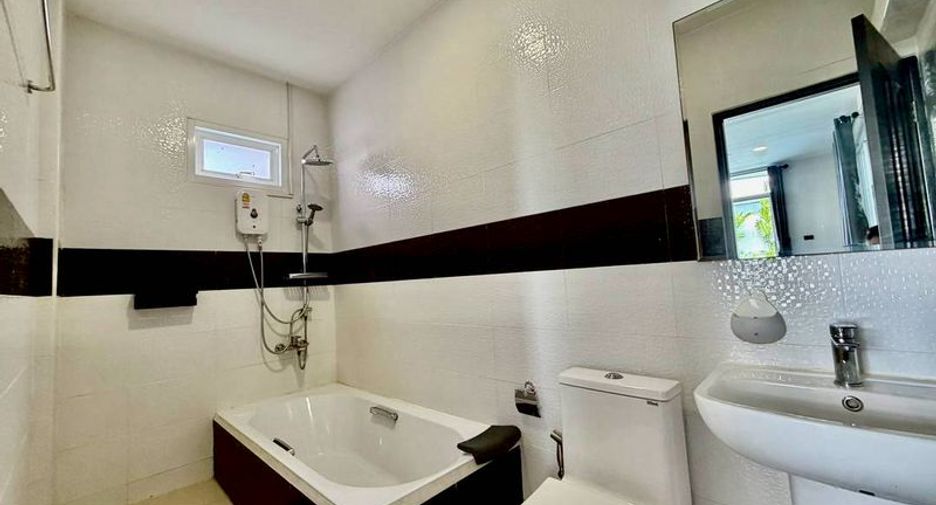For rent 7 bedrooms house in Bang Lamung, Chonburi