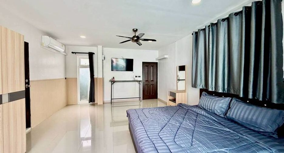 For rent 7 bedrooms house in Bang Lamung, Chonburi