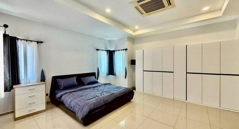 For rent 7 bedrooms house in Bang Lamung, Chonburi