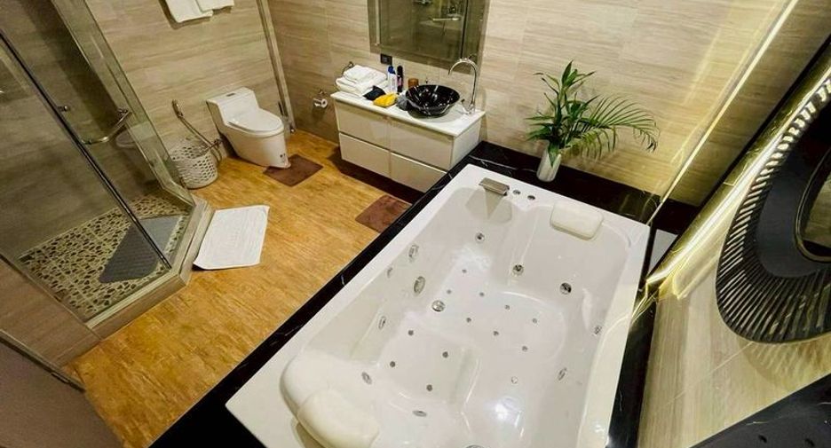 For rent and for sale 3 bedrooms house in Jomtien, Pattaya
