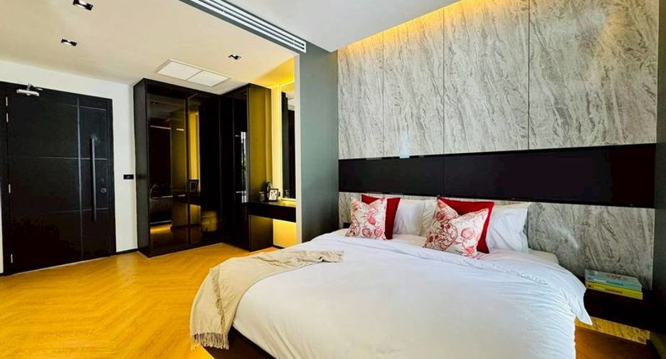 For rent 5 bedrooms house in Jomtien, Pattaya