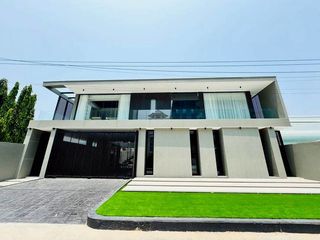 For Rent 5 Bedroom House In Bang Lamung, Chonburi