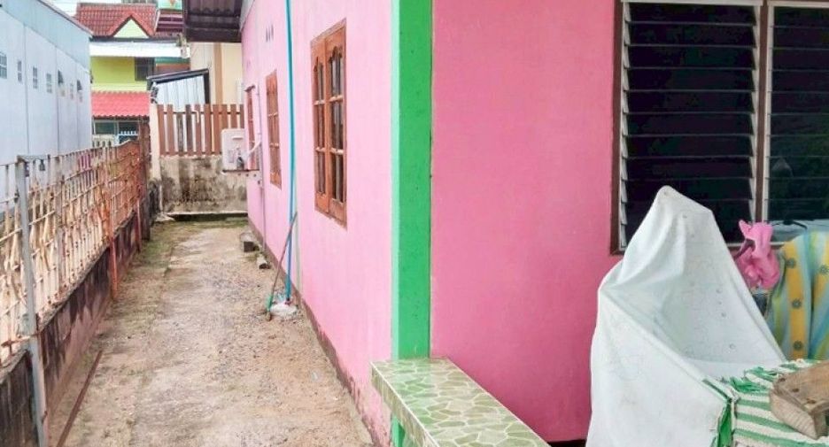 For sale 2 ベッドルーム house in Khanu Woralaksaburi, Kamphaeng Phet