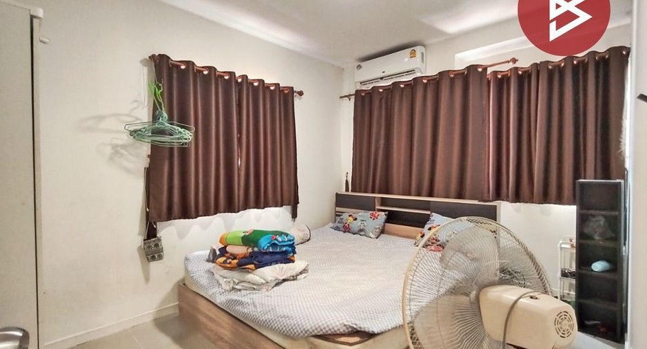 For sale 3 bedrooms townhouse in Khlong Luang, Pathum Thani