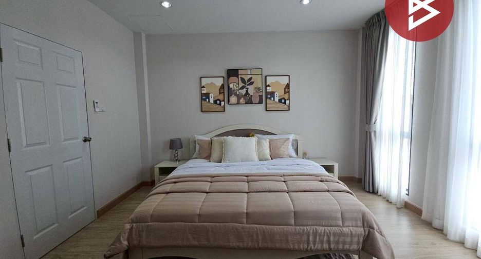For sale 2 bedrooms townhouse in Mueang Chon Buri, Chonburi