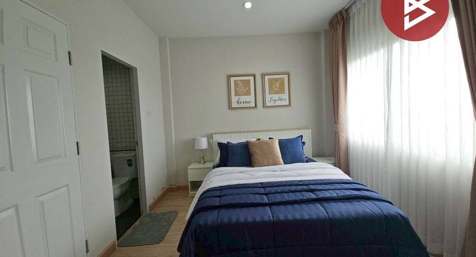 For sale 2 bedrooms townhouse in Mueang Chon Buri, Chonburi