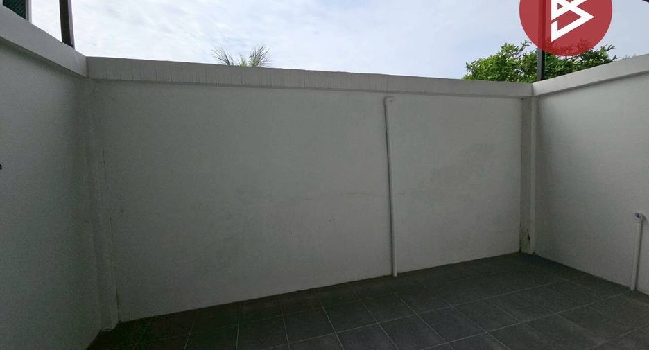 For sale 2 bedrooms townhouse in Mueang Chon Buri, Chonburi