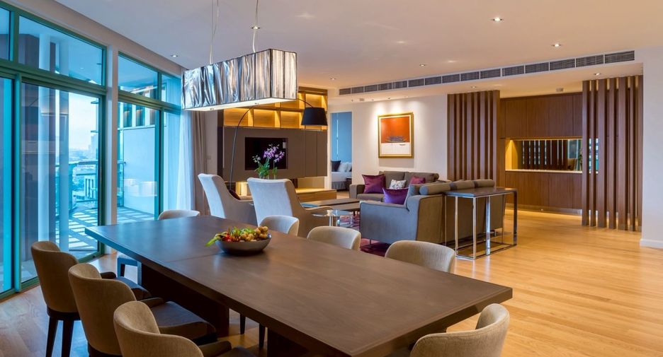 For rent 4 bedrooms apartment in Bang Kho Laem, Bangkok