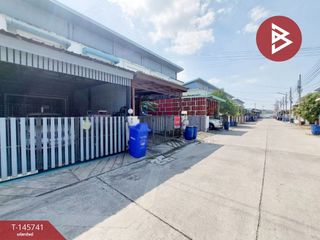Casa adosada en venta de 3 habitaciones en Bang Phli, Samut Prakan