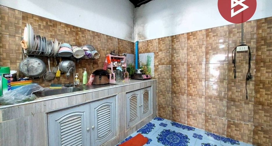 Casa adosada en venta de 3 habitaciones en Bang Phli, Samut Prakan