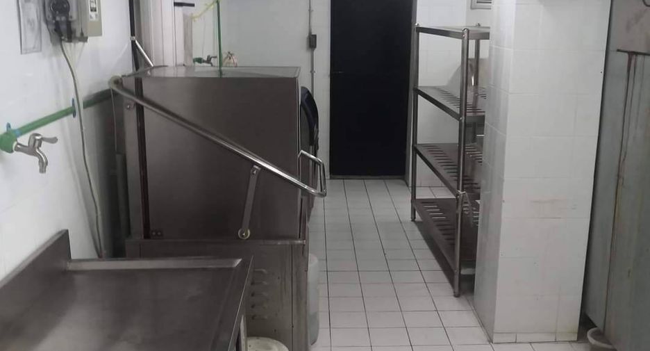 Gewerbefläche zur Miete in Khlong Toei, Bangkok