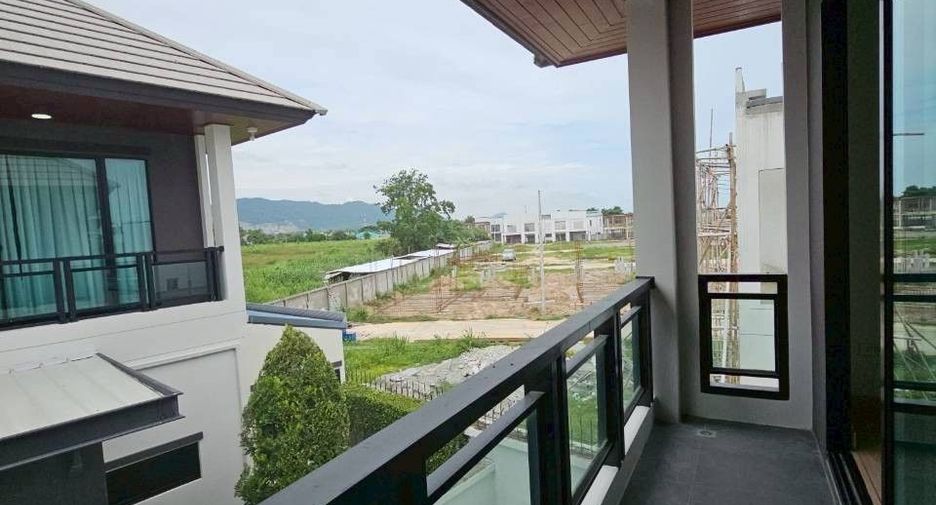 出售 4 卧室 独立屋 在 Mueang Chon Buri, Chon Buri