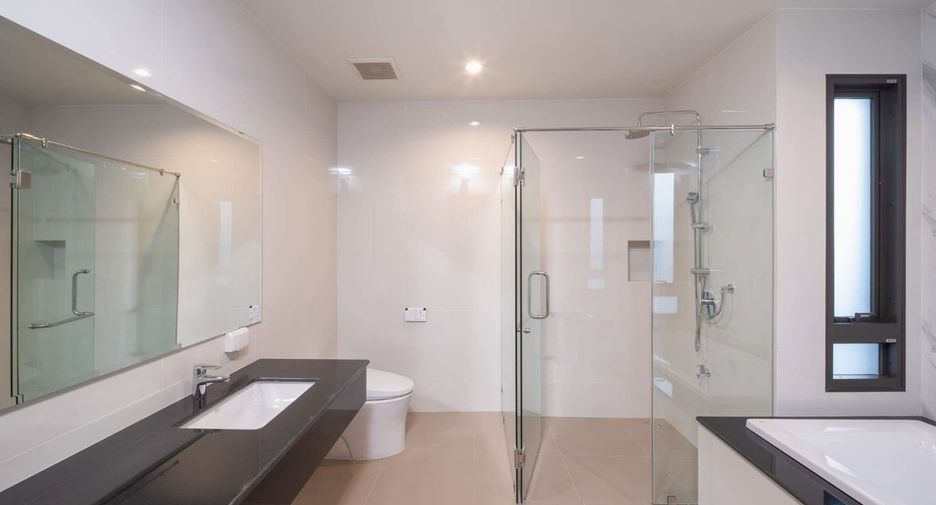 Villa zur Miete und zum Kauf mit 4 Zimmer in Hang Dong, Chiang Mai