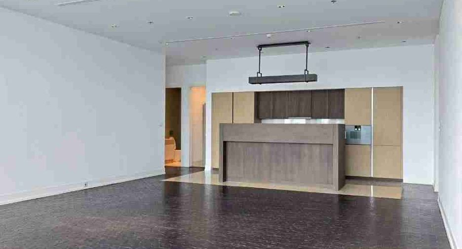 Condo en alquiler de 4 habitaciones en Sathon, Bangkok