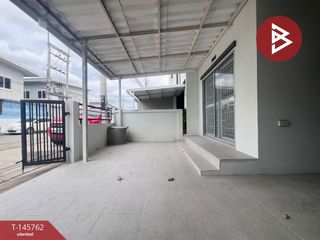 Casa adosada en venta de 3 habitaciones en Mueang Chon Buri, Chonburi