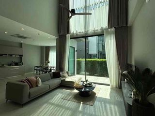 À vendre et à louer 4 chambres maison à Suan Luang, Bangkok