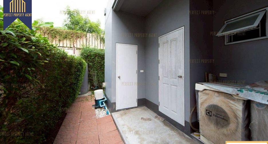 Haus zur Miete und zum Kauf mit 4 Zimmer in Bang Bon, Bangkok