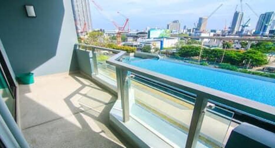 For rent 1 bed condo in Watthana, Bangkok