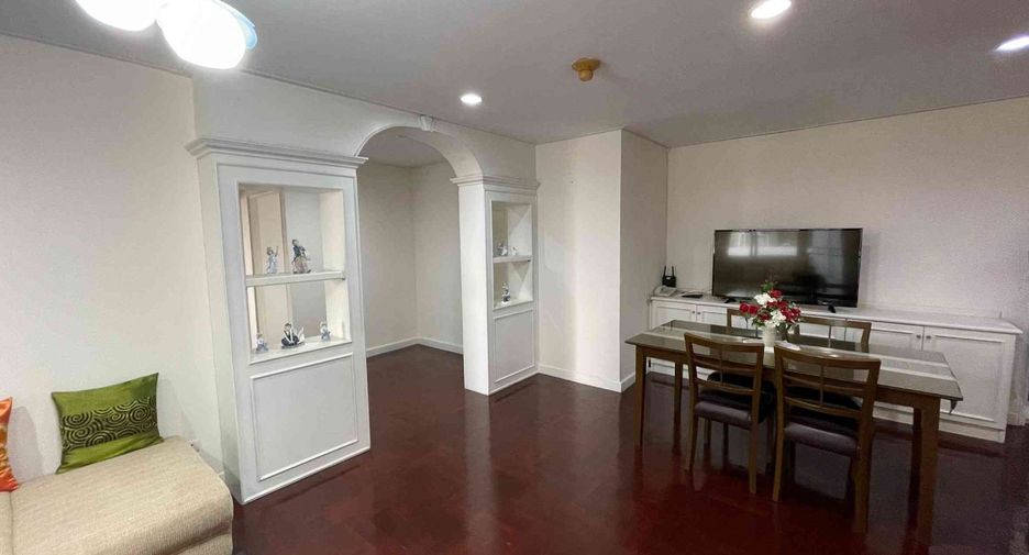 Wohnung zur Miete mit 3 Zimmer in Watthana, Bangkok