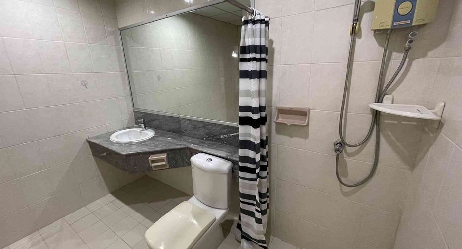 Wohnung zur Miete mit 3 Zimmer in Watthana, Bangkok