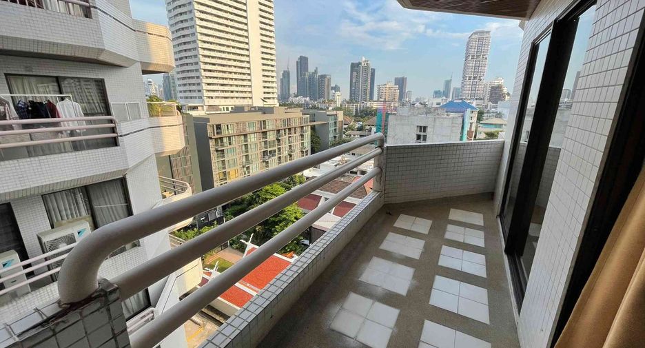 Wohnung zur Miete mit 3 Zimmer in Watthana, Bangkok