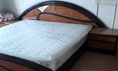 Продажа 3 спальни кондо в Хуаи Кхщанг, Бангкок