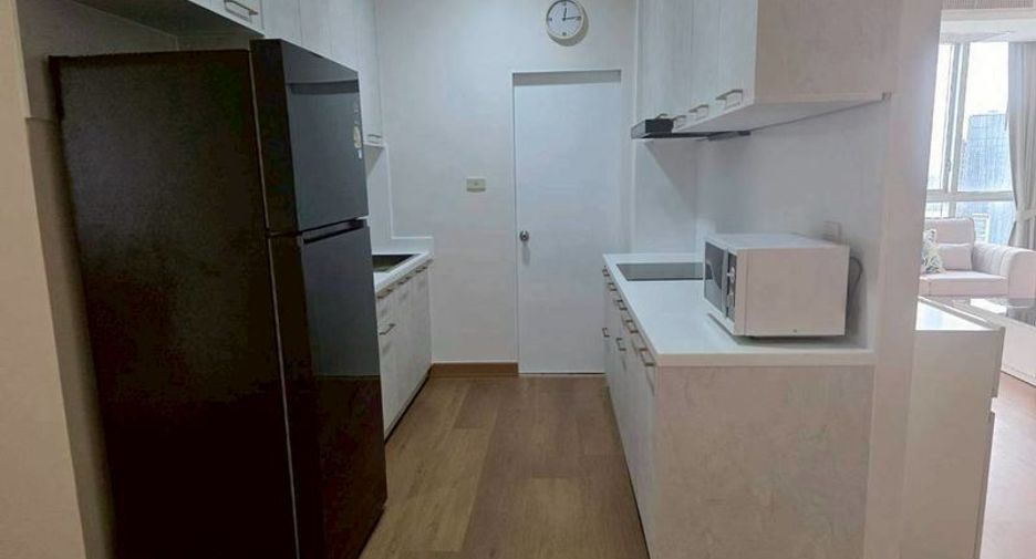 Аренда 3 спальни кондо в Кхлонг Тоеи, Бангкок