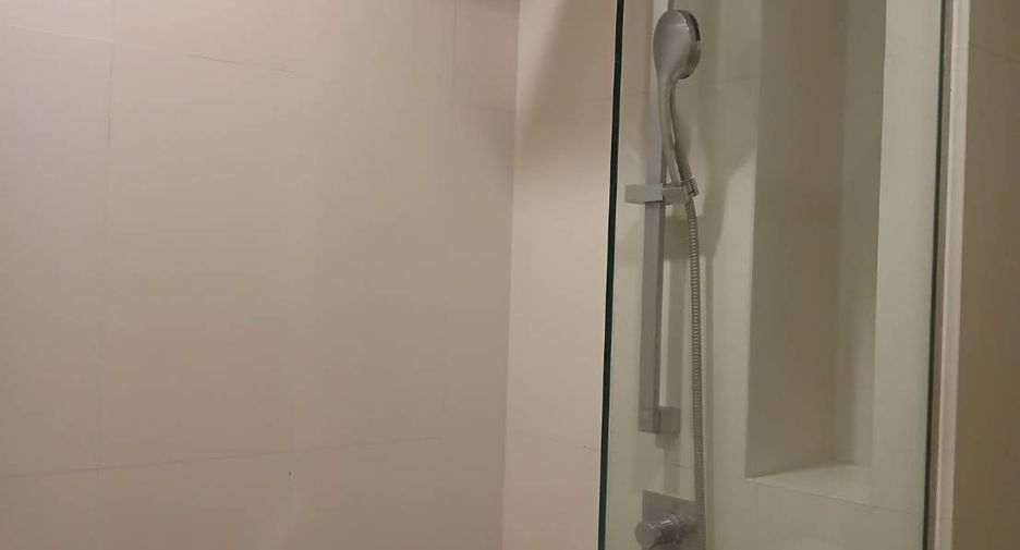 Condo en alquiler de 1 habitaciones en Khlong Toei, Bangkok