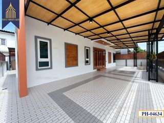 Casa en venta de 5 habitaciones en Nong Chok, Bangkok