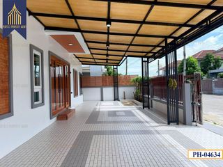 Casa en venta de 5 habitaciones en Nong Chok, Bangkok