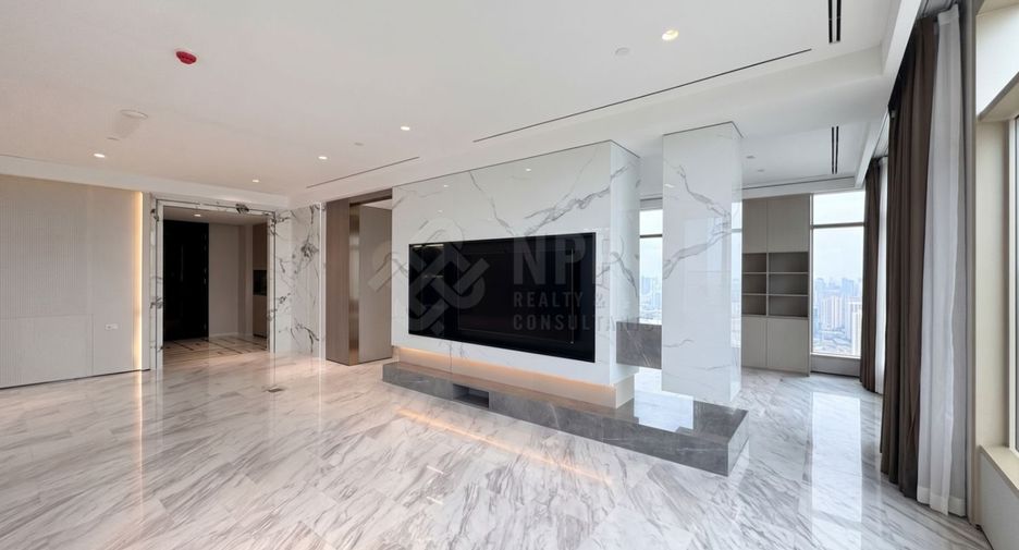 For sale 5 bedrooms condo in Bang Kho Laem, Bangkok