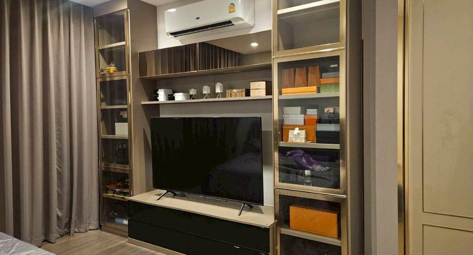 For rent 3 bedrooms house in Saphan Sung, Bangkok