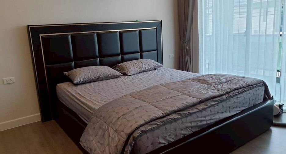 For rent 3 bedrooms house in Saphan Sung, Bangkok