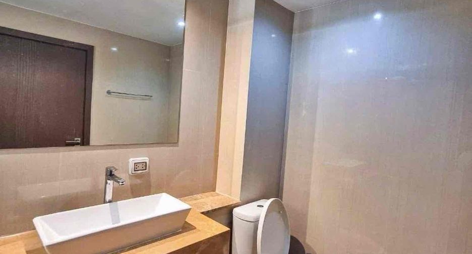 For rent 1 bed condo in Bang Lamung, Chonburi