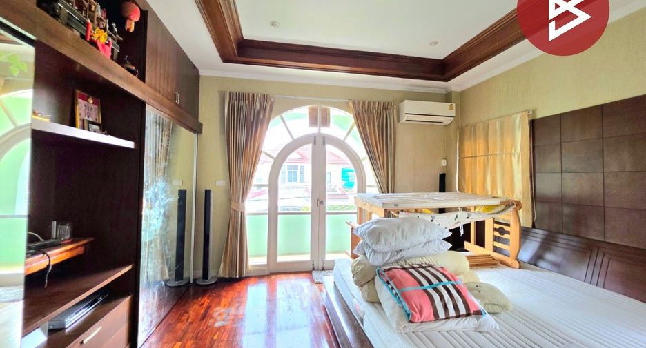 Casa en venta de 4 habitaciones en Bang Khun Thian, Bangkok