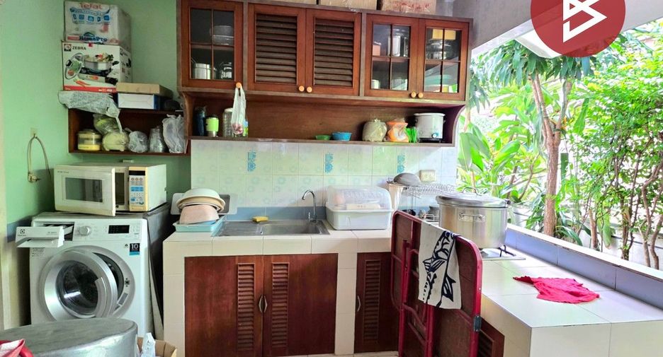 Casa en venta de 4 habitaciones en Bang Khun Thian, Bangkok