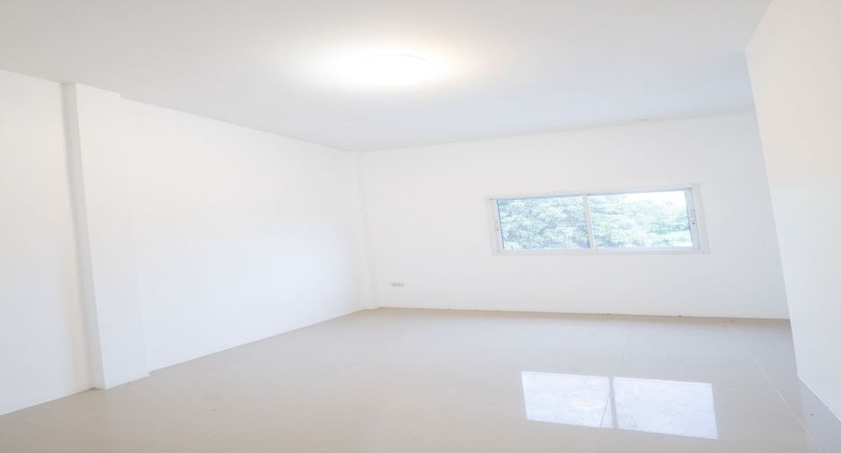For sale 2 ベッドルーム townhouse in Huay Yai, Pattaya
