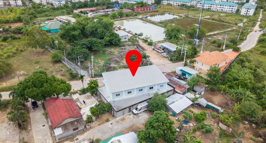 For sale 2 ベッドルーム townhouse in Huay Yai, Pattaya
