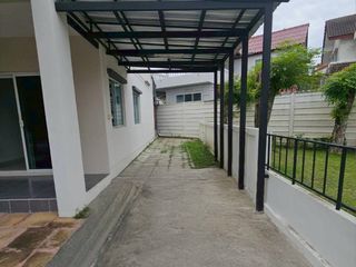 Casa adosada en venta de 4 habitaciones en Bang Bua Thong, Nonthaburi