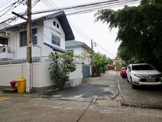 For rent 3 ベッドルーム house in Phaya Thai, Bangkok