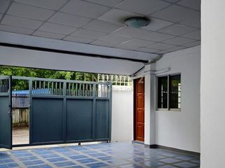 For rent 3 ベッドルーム house in Phaya Thai, Bangkok