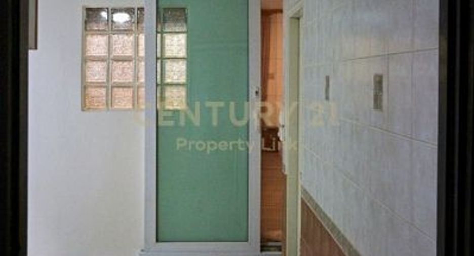 For rent 3 ベッドルーム house in Phaya Thai, Bangkok