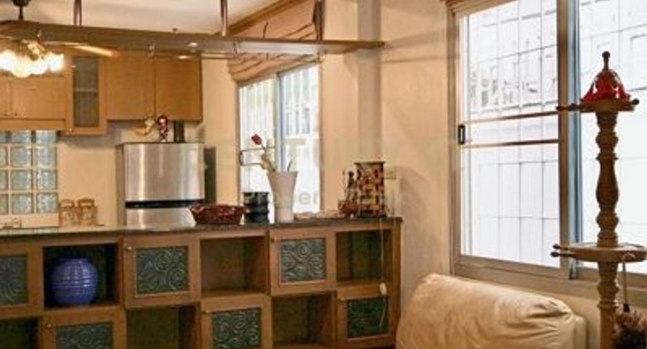 For rent 3 ベッドルーム house in Phaya Thai, Bangkok