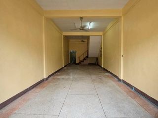 Local comercial en venta de 2 habitaciones en Rat Burana, Bangkok
