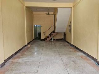 Local comercial en venta de 2 habitaciones en Rat Burana, Bangkok