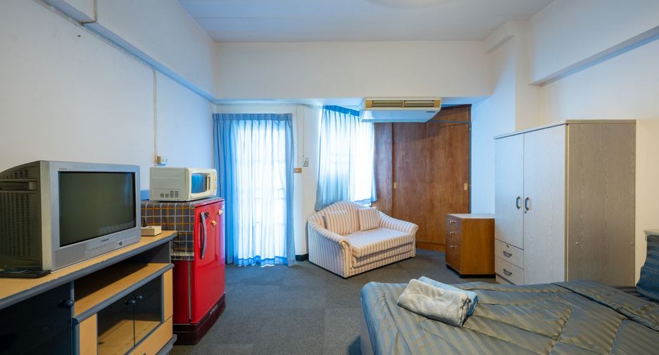 For rent and for sale studio condo in Jomtien, Pattaya