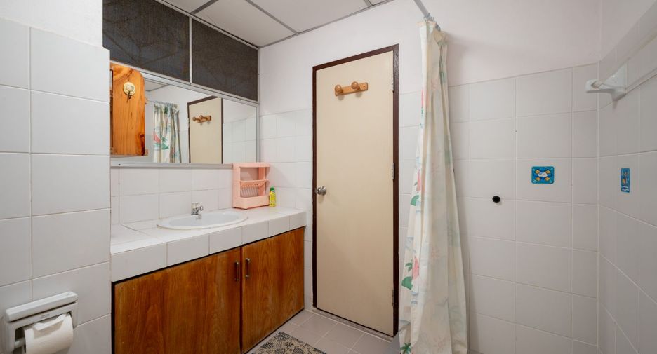 For rent and for sale studio condo in Jomtien, Pattaya