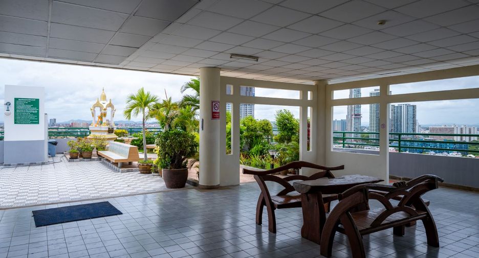 For rent and for sale studio condo in Jomtien, Pattaya