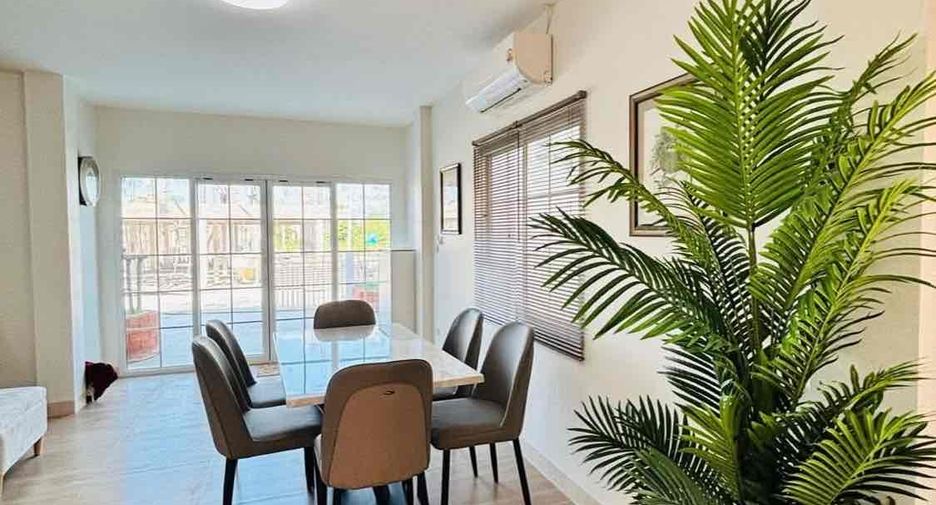 For sale 3 bedrooms house in Bang Lamung, Chonburi