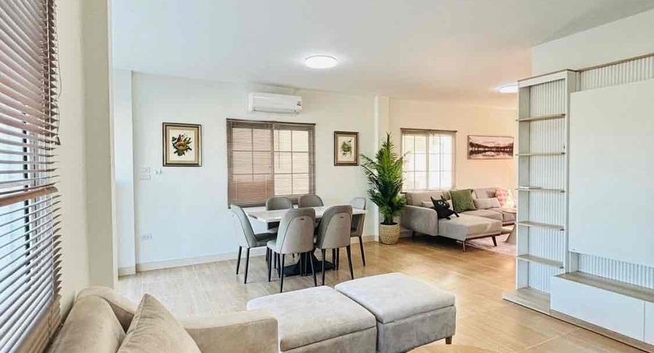 For sale 3 bedrooms house in Bang Lamung, Chonburi